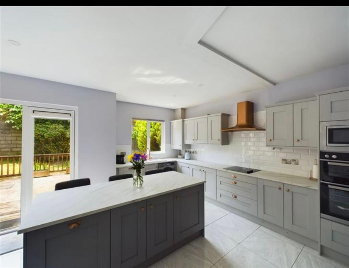 Deluxe Dwelling - 15 Mins From Cork City/Airport公寓 外观 照片